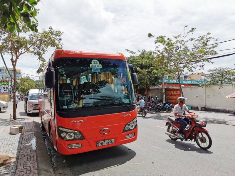 FUTA Bus Lines / Phuong Trang