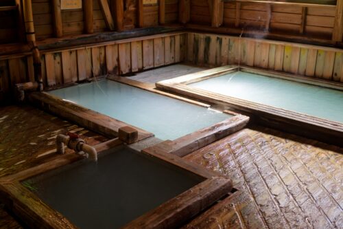 霧島湯之谷山荘